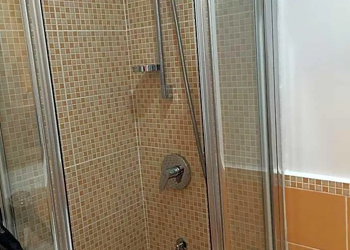 Le Vibrazioni 4*